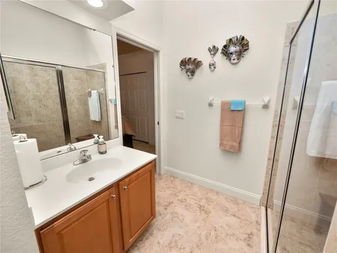 6814 Huntington Hills Boulevard Lakeland FL 33810