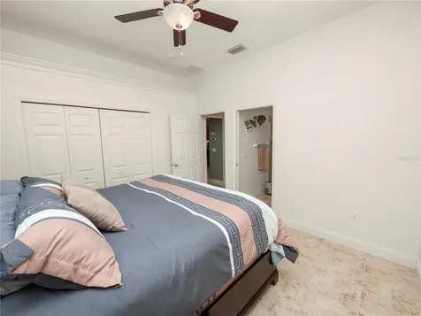6814 Huntington Hills Boulevard Lakeland FL 33810