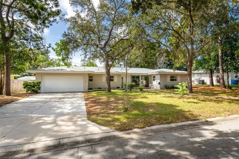 1215 Taylor Avenue Dunedin FL 34698