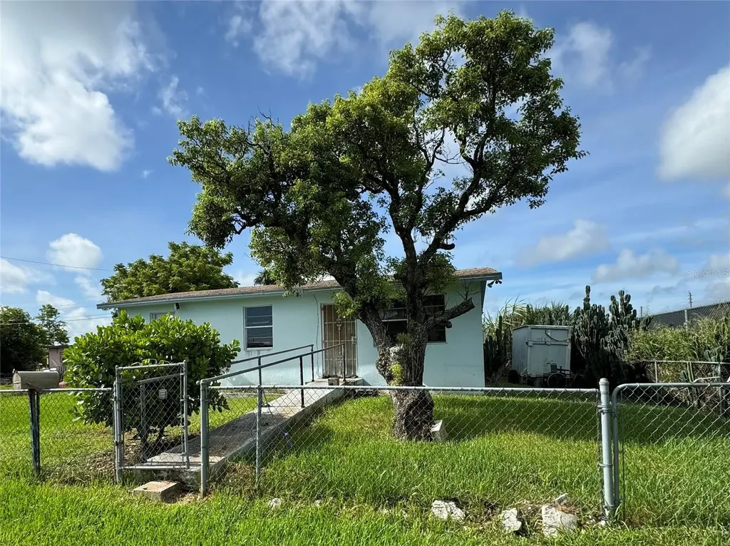 1340 SW Avenue C Place Belle Glade FL 33430