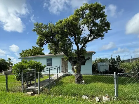 1340 SW Avenue C Place Belle Glade FL 33430