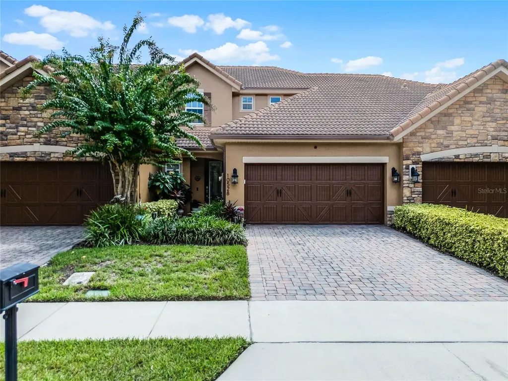 10528 Belfry Circle Orlando FL 32832
