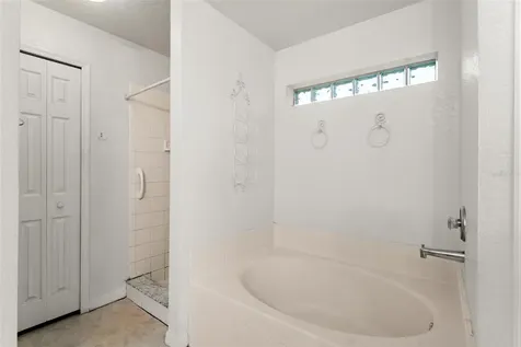 727 Pelican Court Kissimmee FL 34759