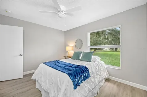 13136 Thonotosassa Road Dover FL 33527
