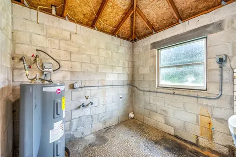 13136 Thonotosassa Road Dover FL 33527