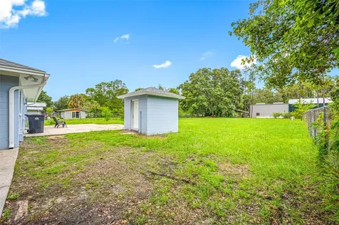 13136 Thonotosassa Road Dover FL 33527