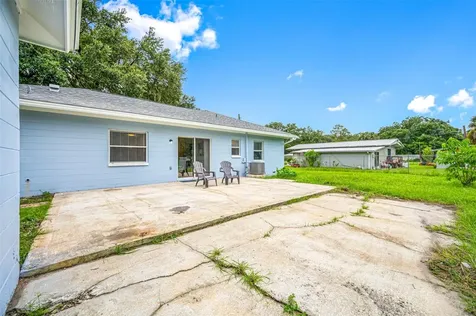 13136 Thonotosassa Road Dover FL 33527