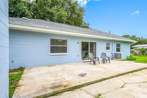 13136 Thonotosassa Road Dover FL 33527
