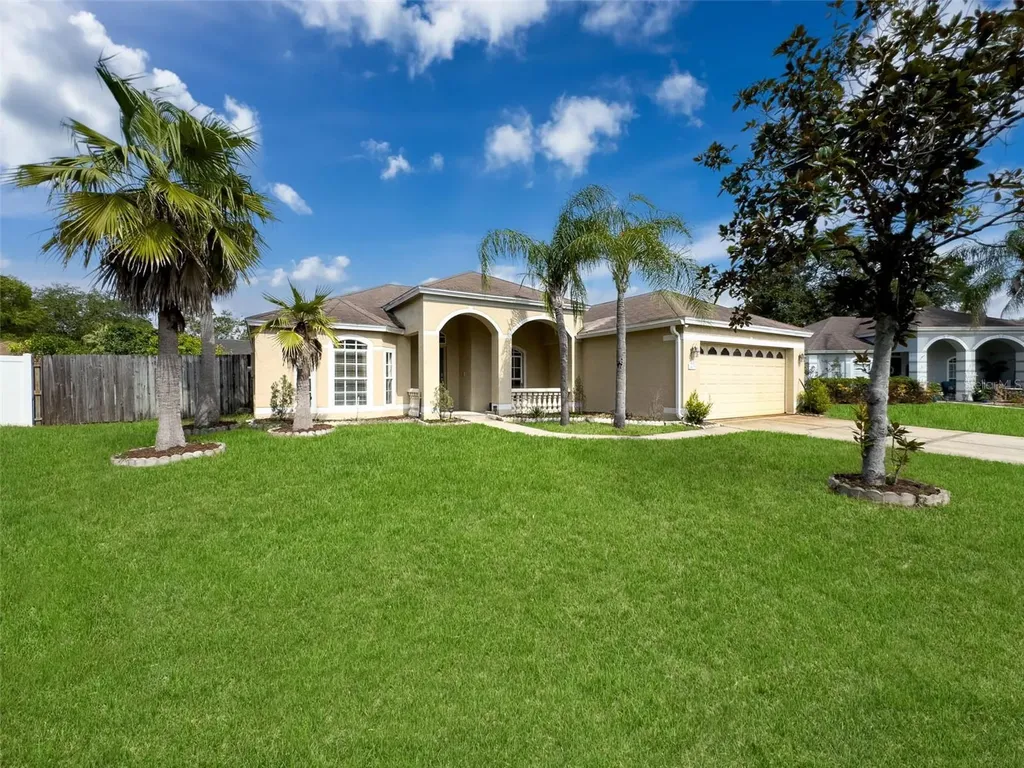 14831 Redcliff Drive Tampa FL 33625