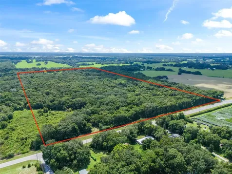 3448 Cr 567 Center Hill FL 33514