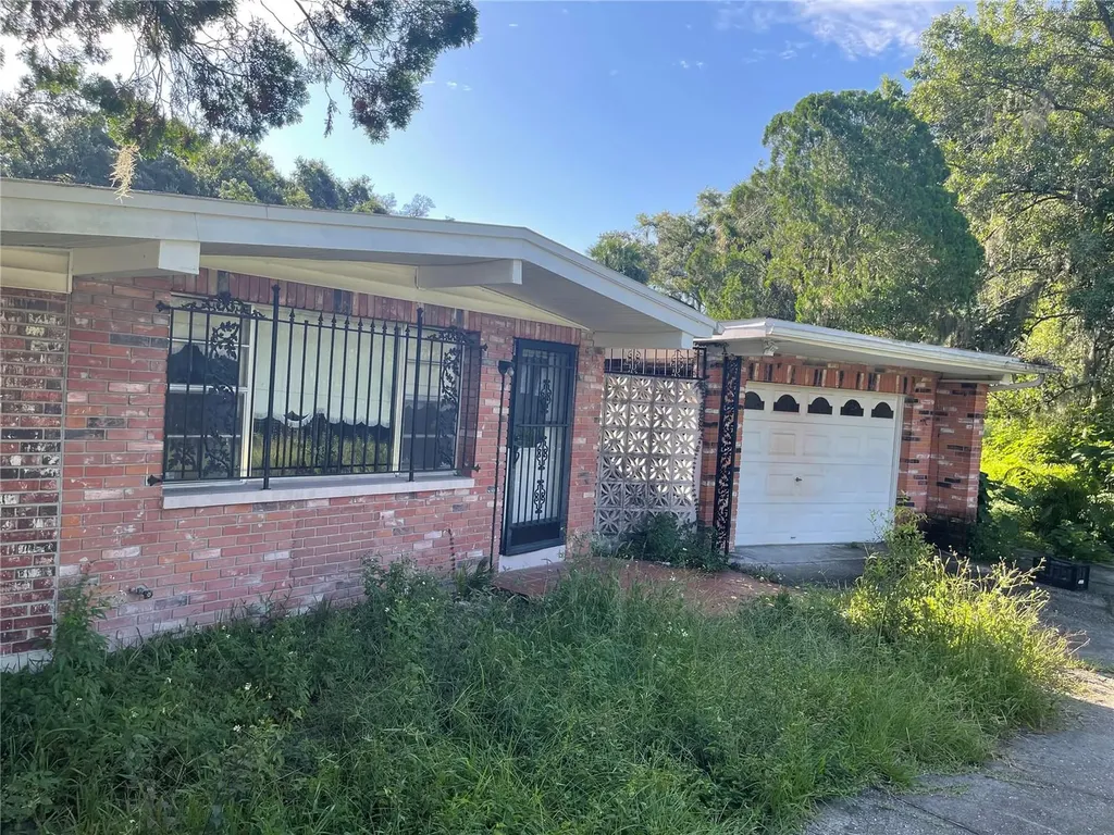 3421 E North Bay Street Tampa FL 33610