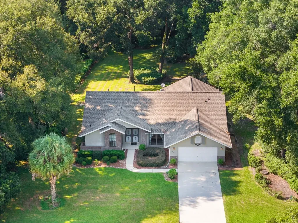 19811 SW 88th Place Road Dunnellon FL 34432
