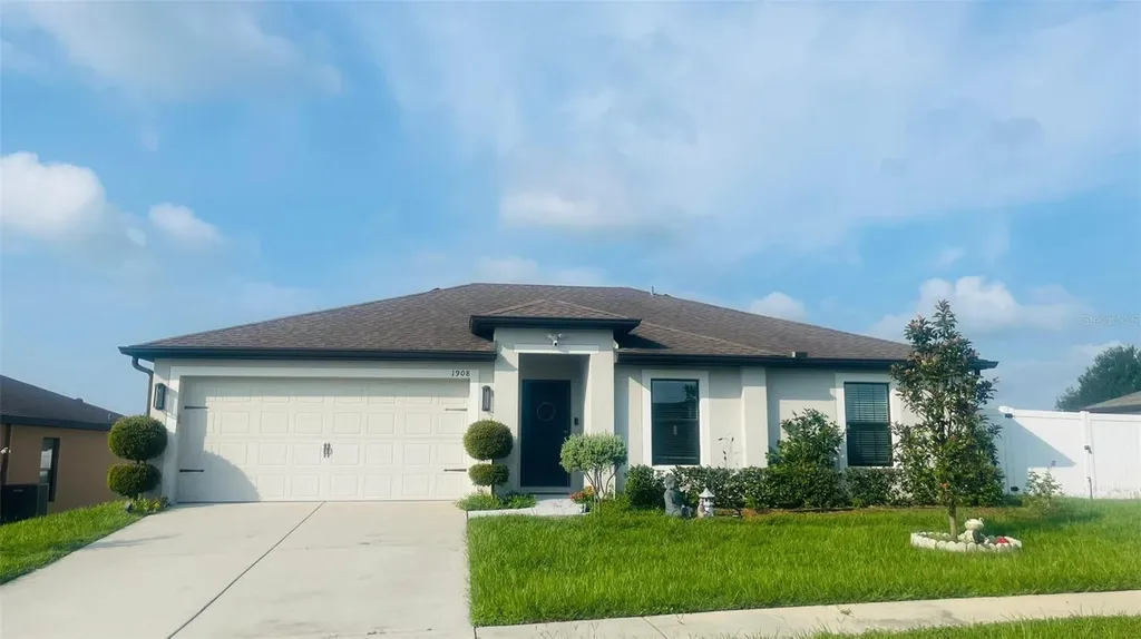 1908 Piedmont Court Mascotte FL 34753