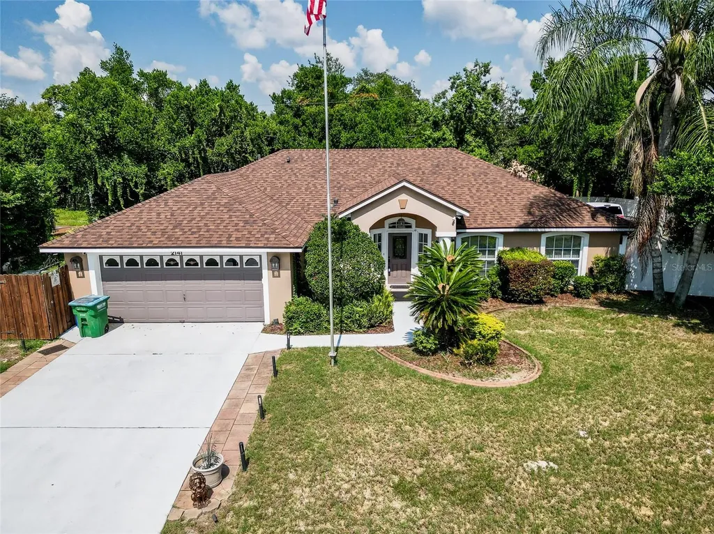 2141 Detroit Terrace Deltona FL 32725