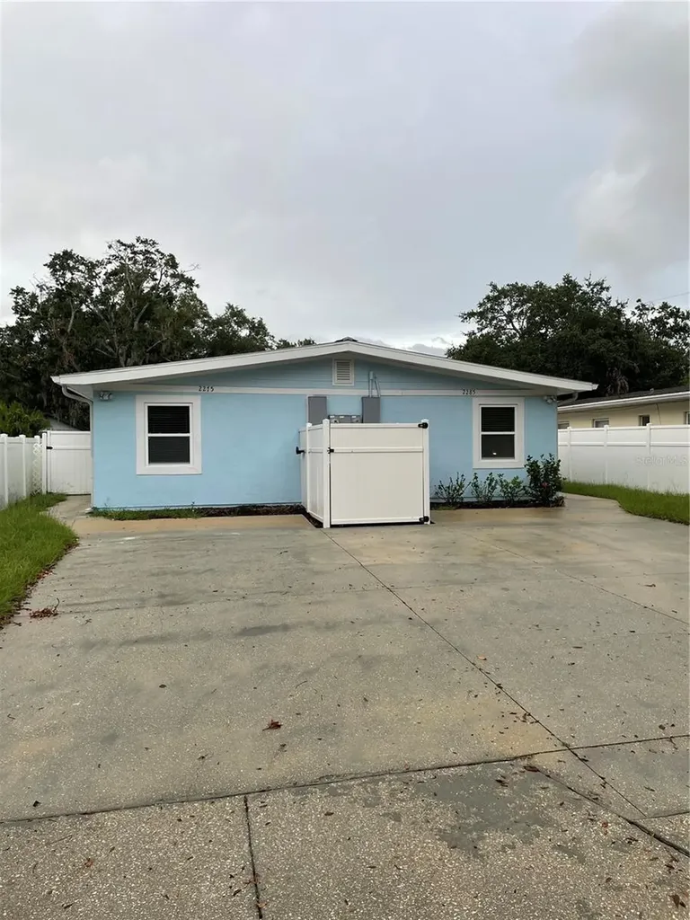 2275 Browning Street Sarasota FL 34237