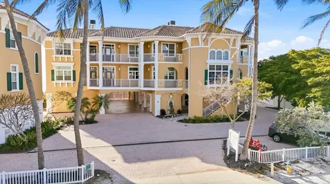 1900 Gulf Drive N Bradenton Beach FL 34217