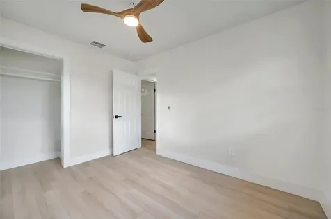 4517 Dolphin Drive Tampa FL 33617
