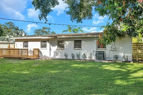4517 Dolphin Drive Tampa FL 33617