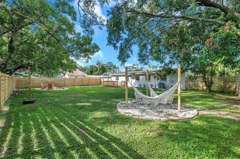 4517 Dolphin Drive Tampa FL 33617