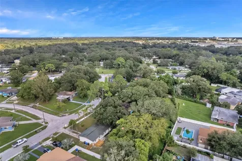4517 Dolphin Drive Tampa FL 33617