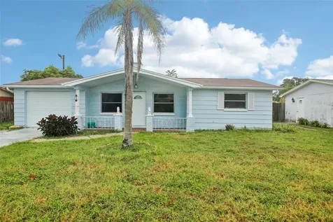 3235 Huntington Road Holiday FL 34691
