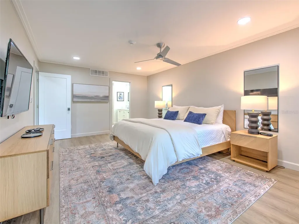 739 Bayport Way Longboat Key FL 34228