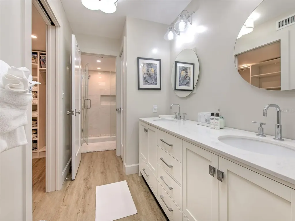 739 Bayport Way Longboat Key FL 34228