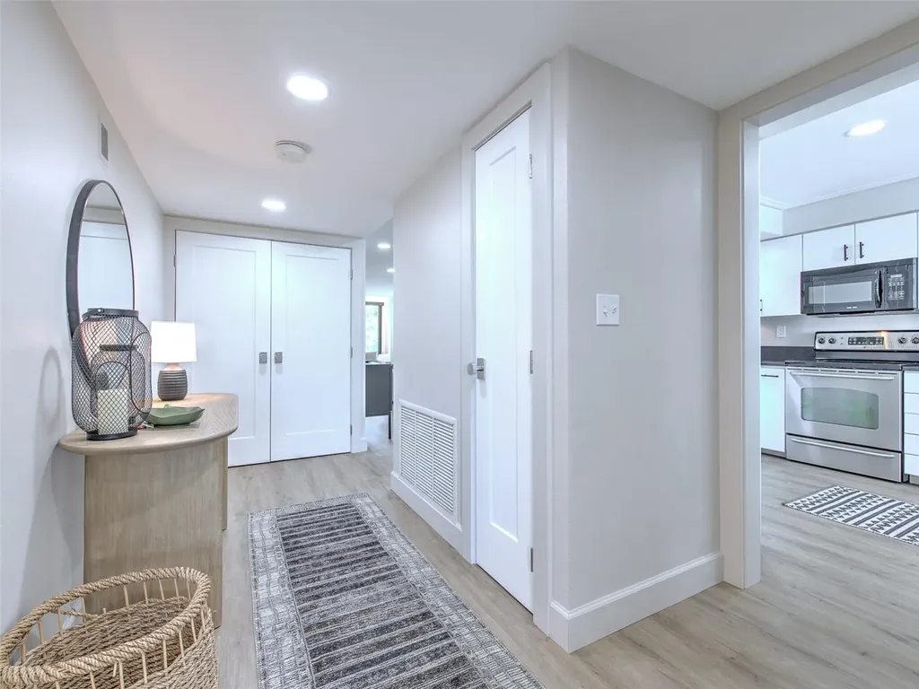739 Bayport Way Longboat Key FL 34228