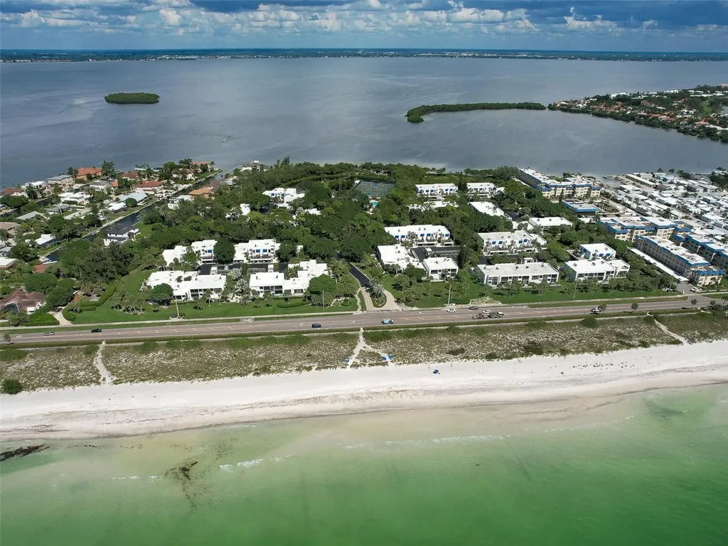 739 Bayport Way Longboat Key FL 34228