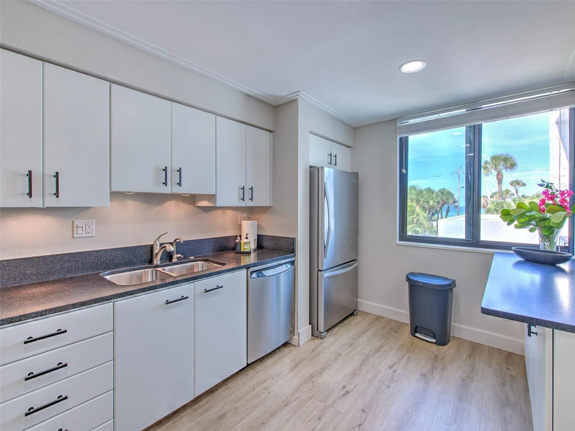739 Bayport Way Longboat Key FL 34228
