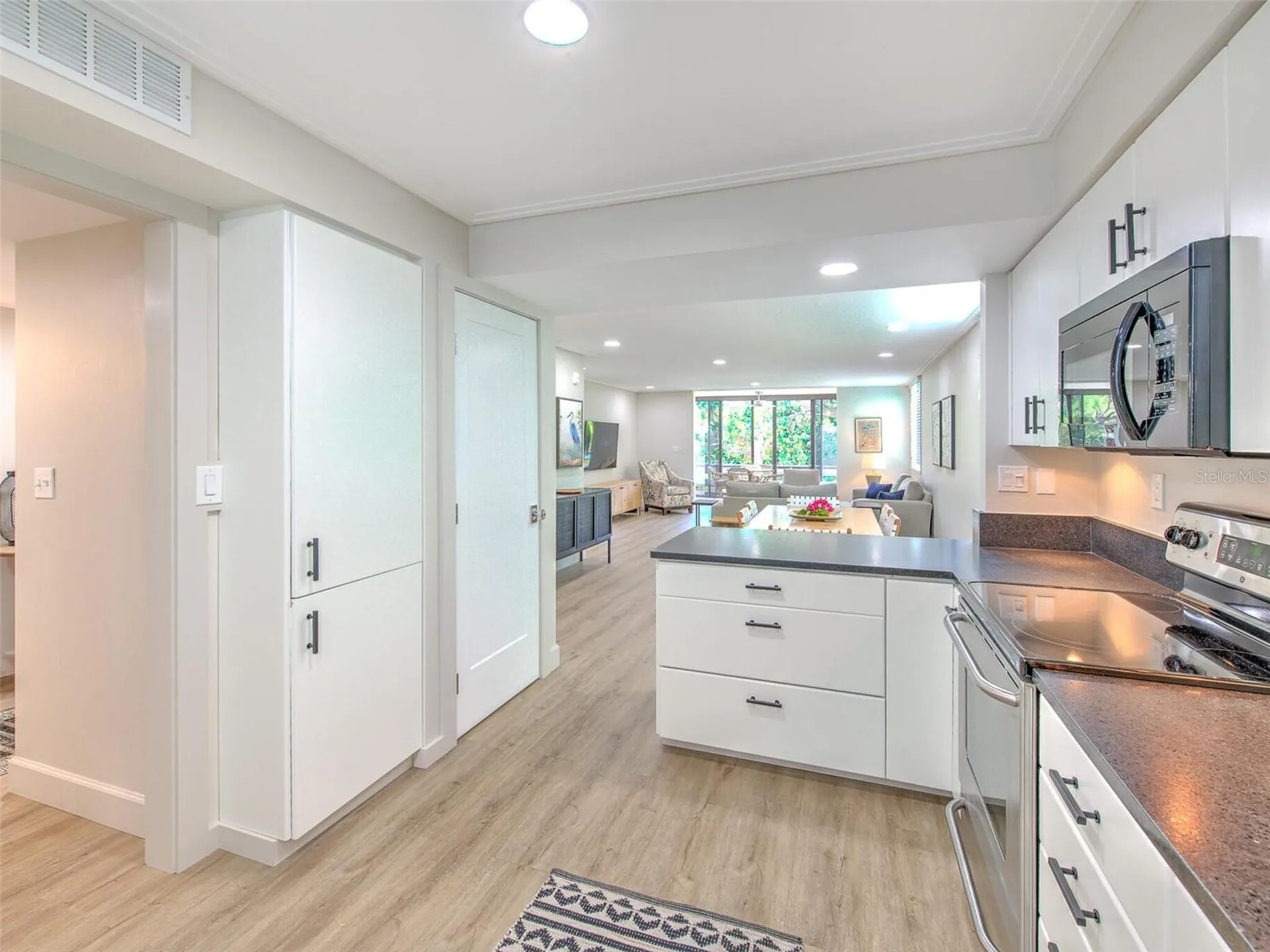 739 Bayport Way Longboat Key FL 34228