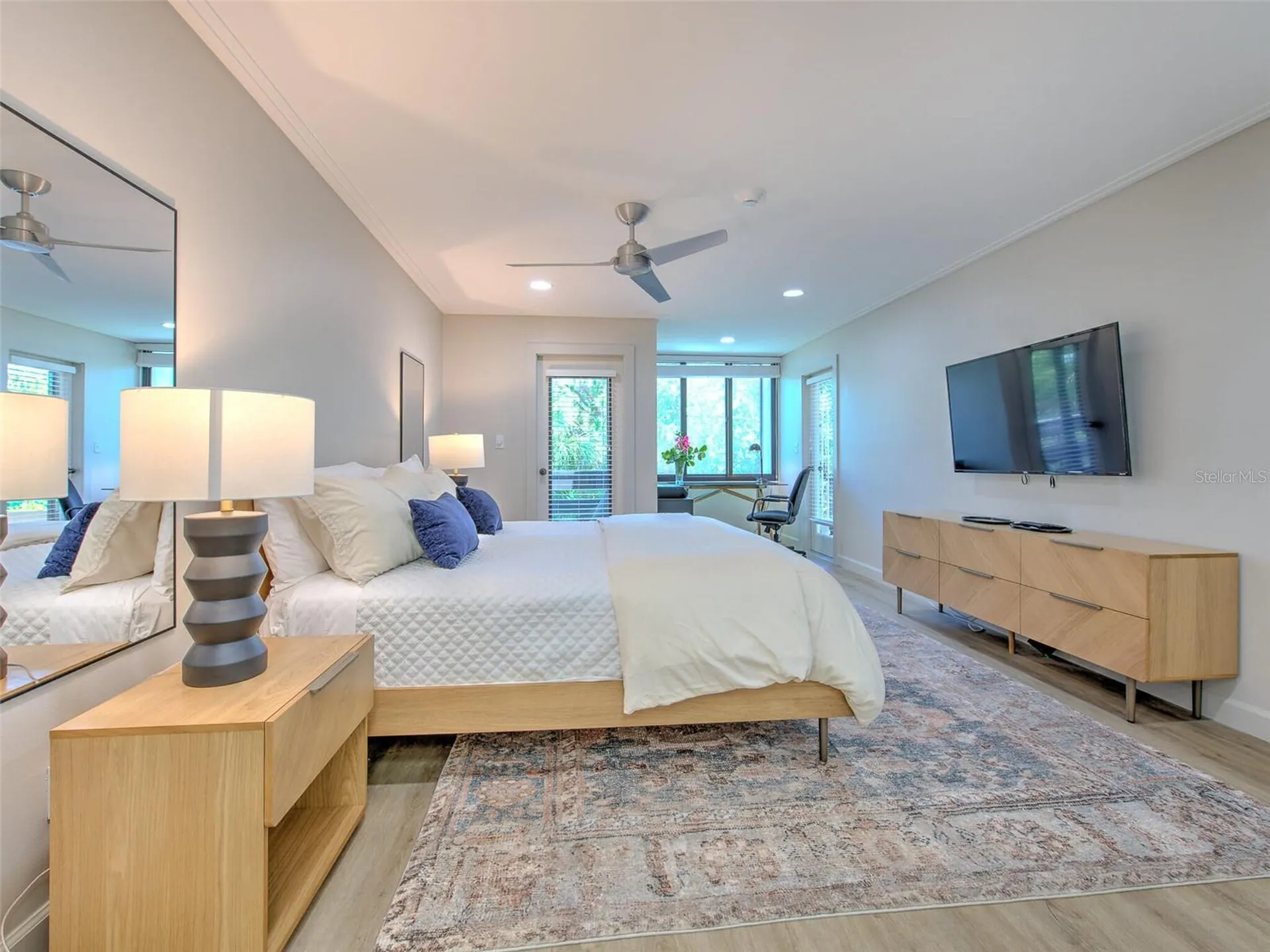 739 Bayport Way Longboat Key FL 34228