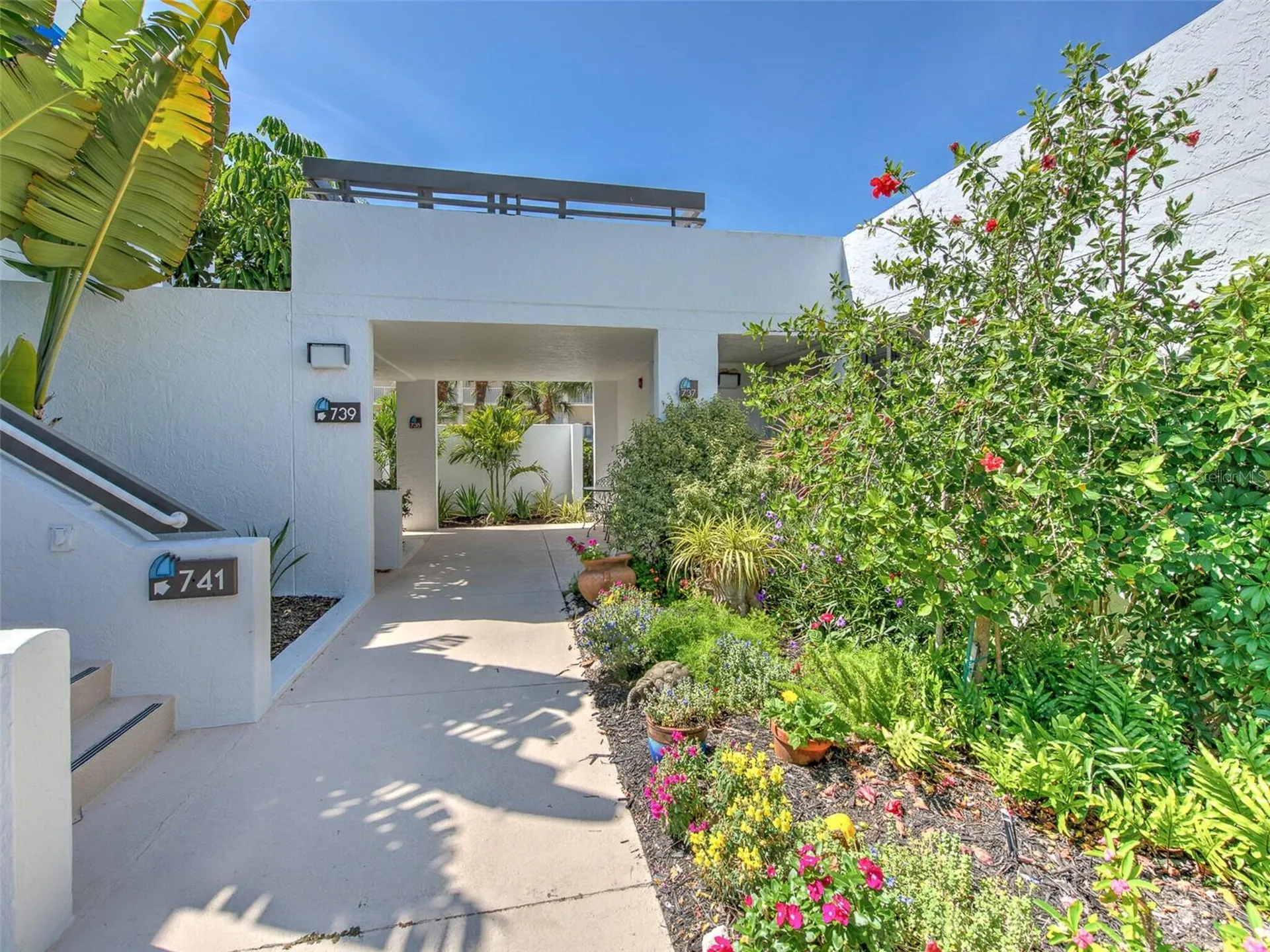 739 Bayport Way Longboat Key FL 34228