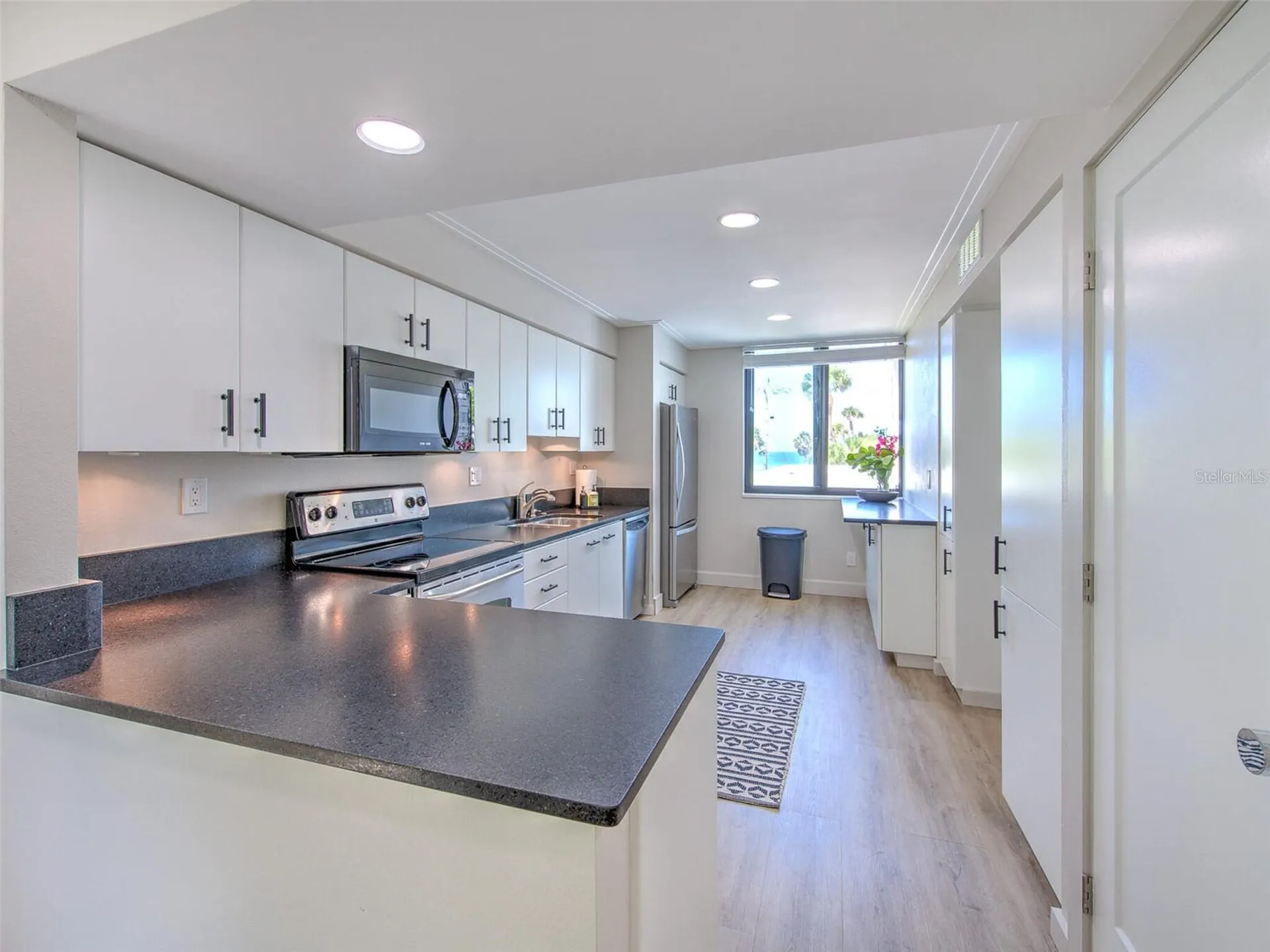 739 Bayport Way Longboat Key FL 34228