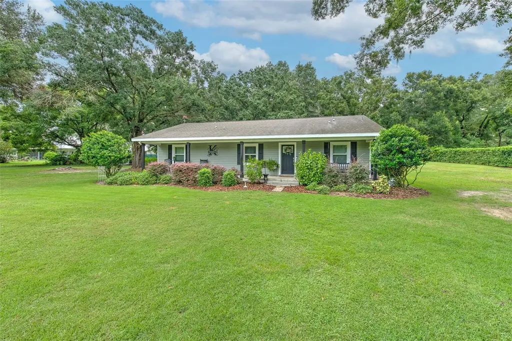 6734 Founders Street Zephyrhills FL 33542