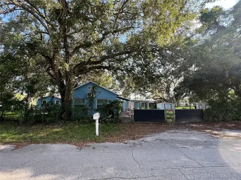 3200 68th Avenue N St Petersburg FL 33702
