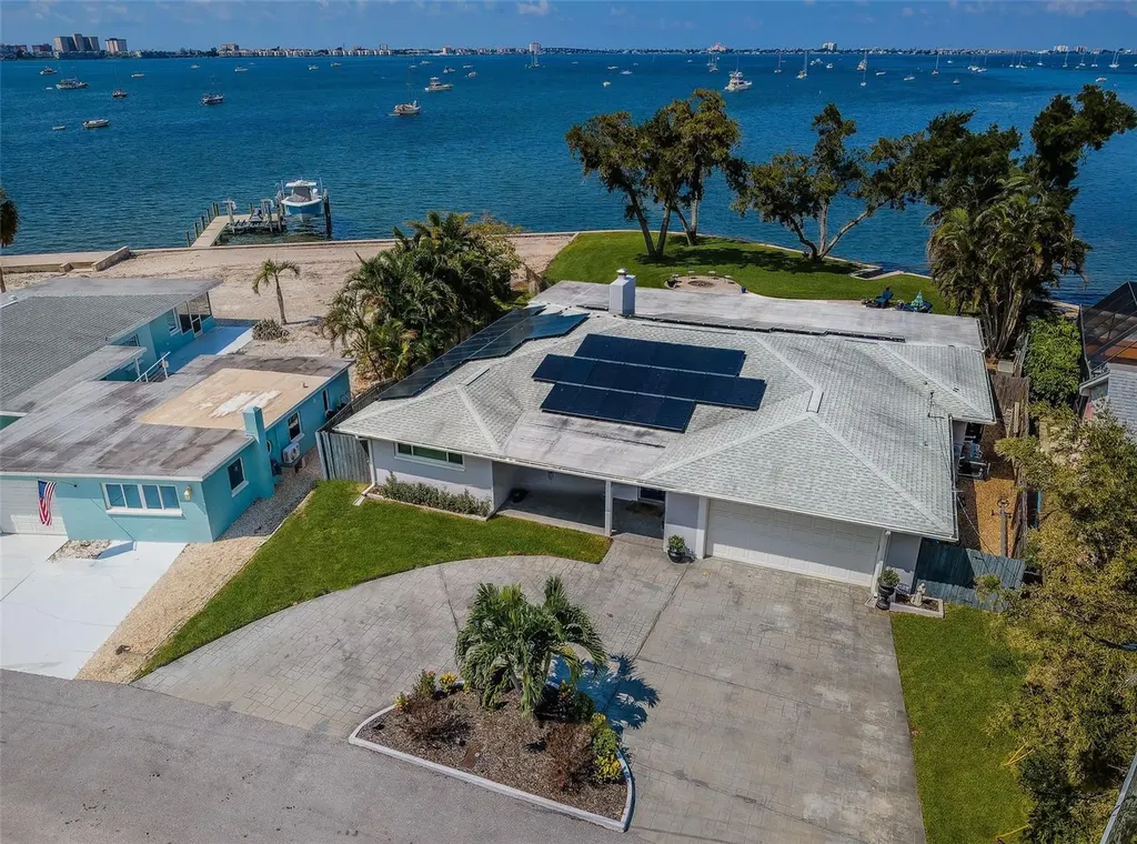 4751 Baywood Point Drive S Gulfport FL 33711