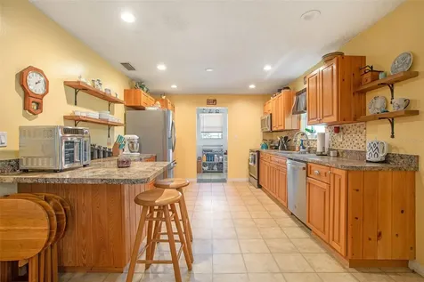 15662 Fruitville Road Sarasota FL 34240
