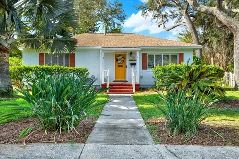 7326 2nd Avenue N St Petersburg FL 33710