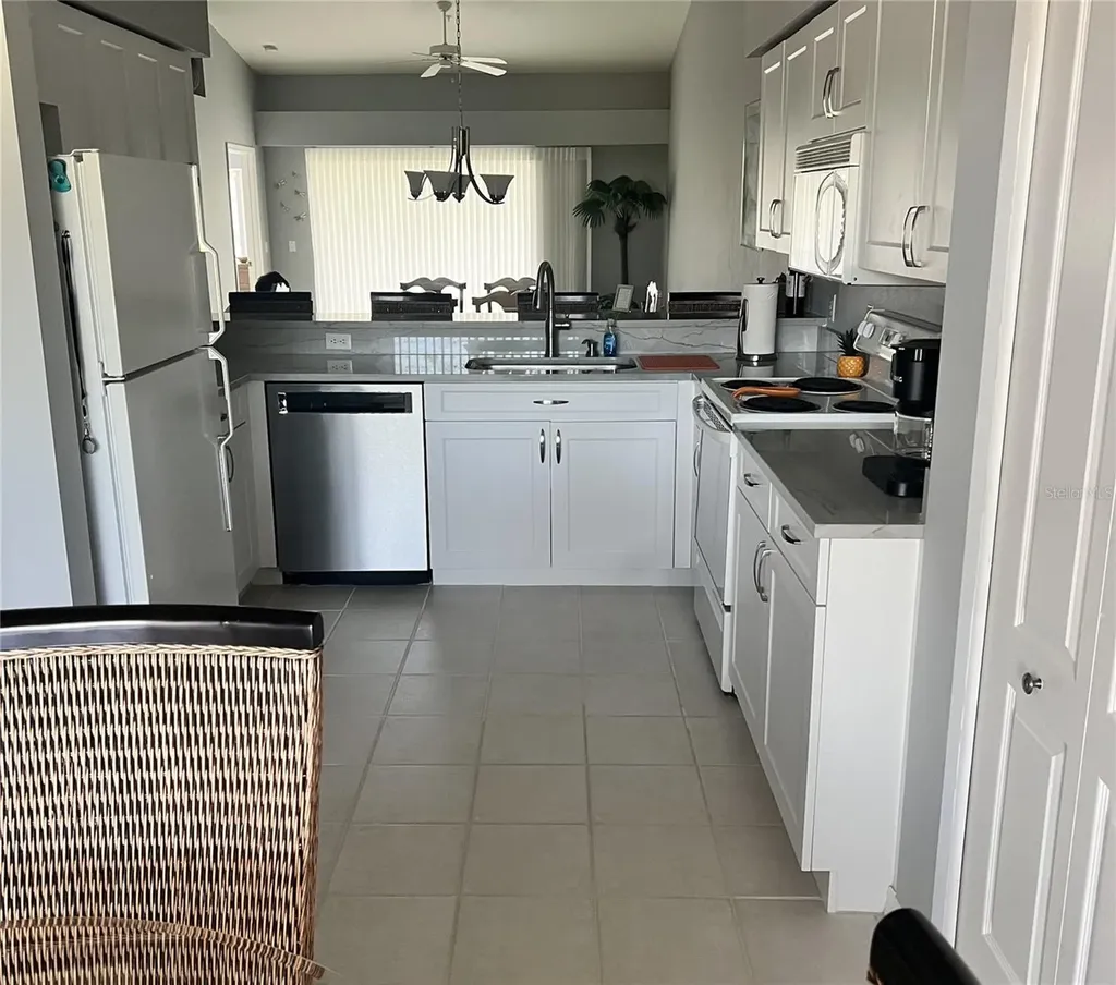 4639 Chapel Hill Drive Sarasota FL 34238