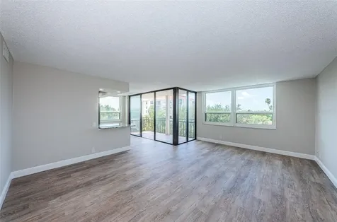 6177 Sun Boulevard St Petersburg FL 33715