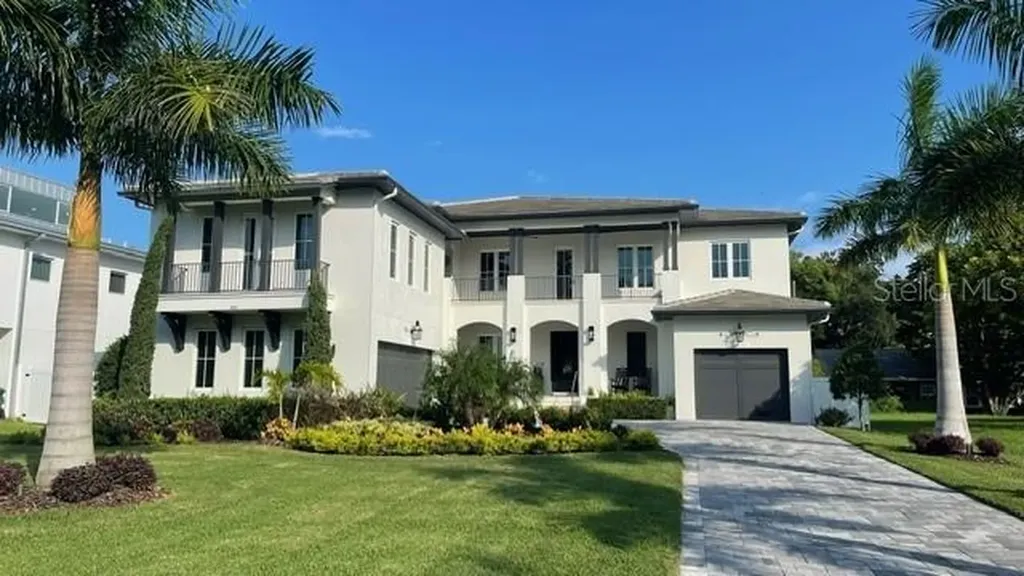 554 W Davis Boulevard Tampa FL 33606