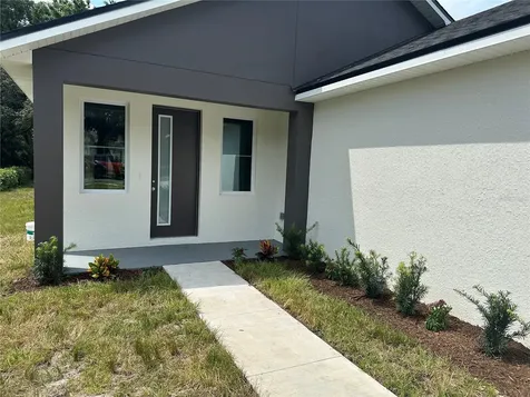 532 E 11th Street Apopka FL 32703