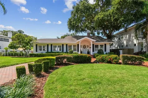 3310 W Wallcraft Avenue Tampa FL 33611