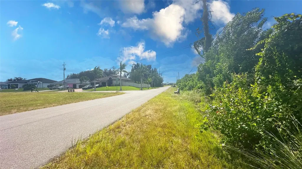 10 SW 24th Avenue Cape Coral FL 33991