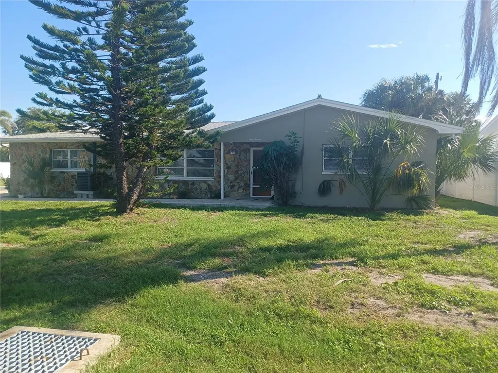 120 Causeway Boulevard Belleair Beach FL 33786