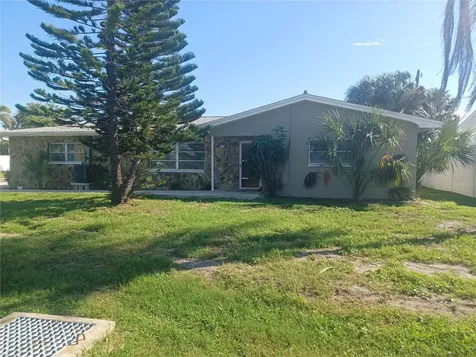 120 Causeway Boulevard Belleair Beach FL 33786