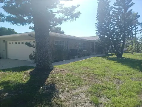 120 Causeway Boulevard Belleair Beach FL 33786