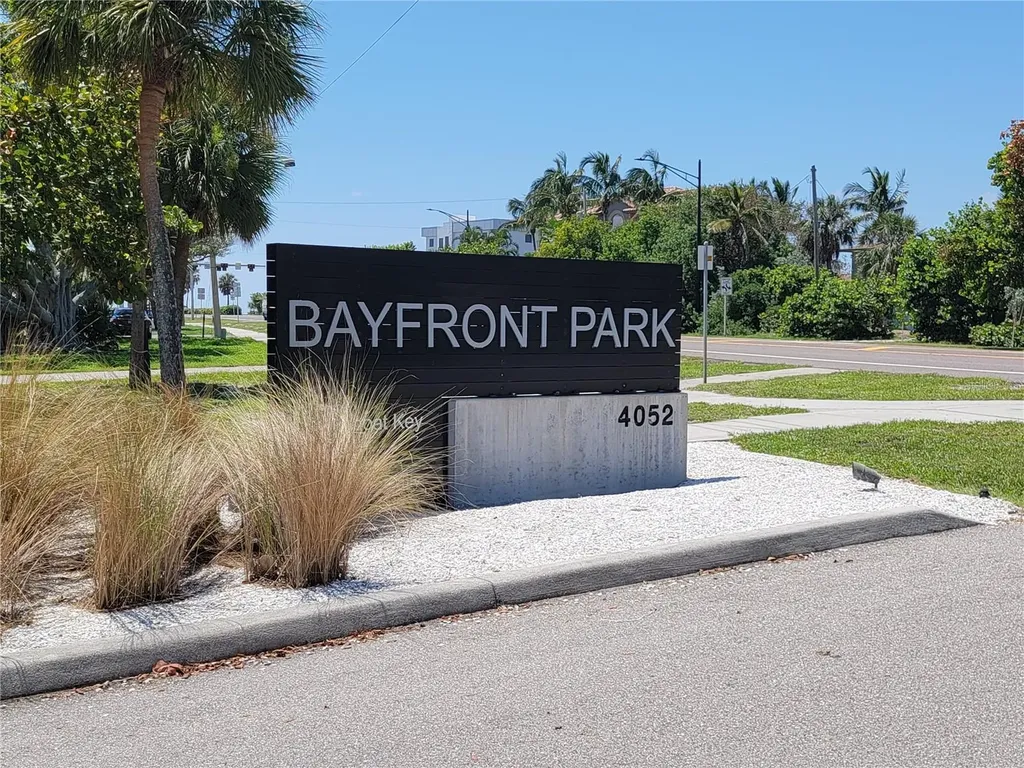 4825 Gulf Of Mexico Drive Longboat Key FL 34228