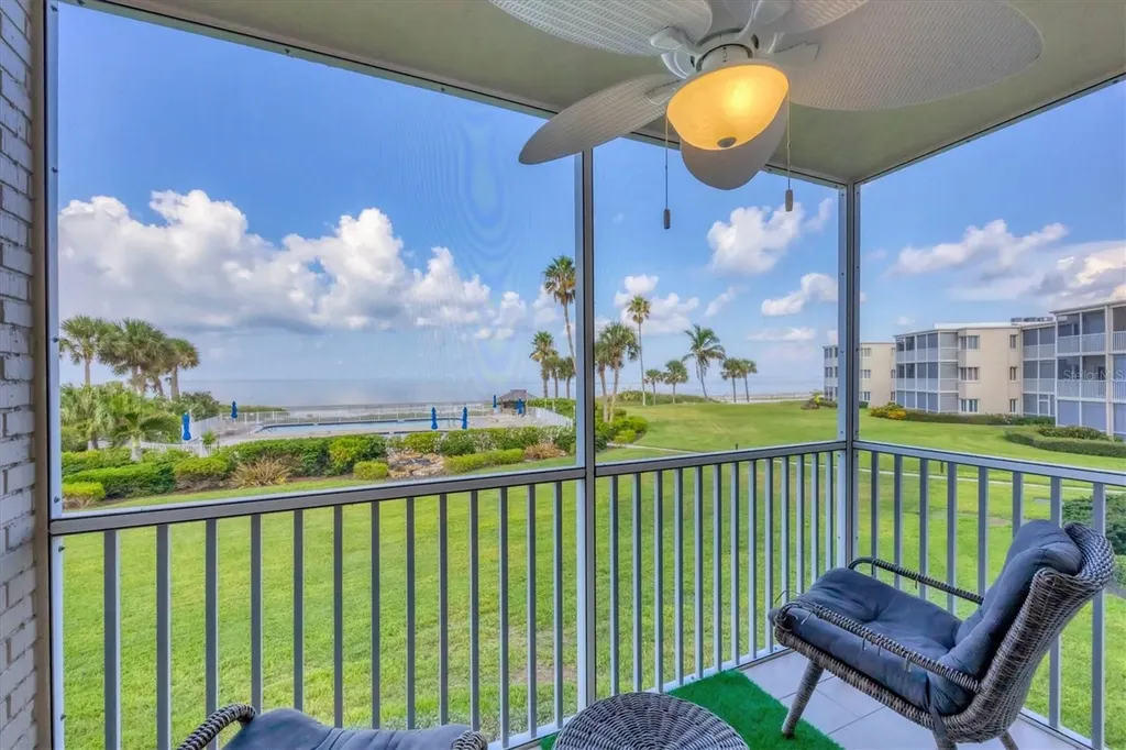 4825 Gulf Of Mexico Drive Longboat Key FL 34228